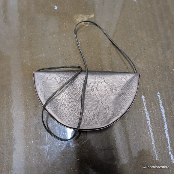 Beni Rostand Vintage Snakeskin Embossed Metallic Bronze Half Moon Crossbody Bag — photo 2